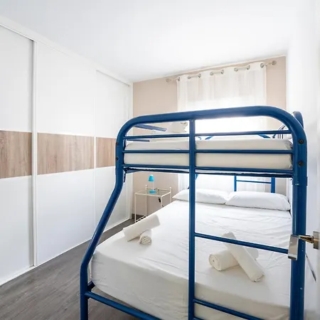 Ludy's Vialia Center Apartment